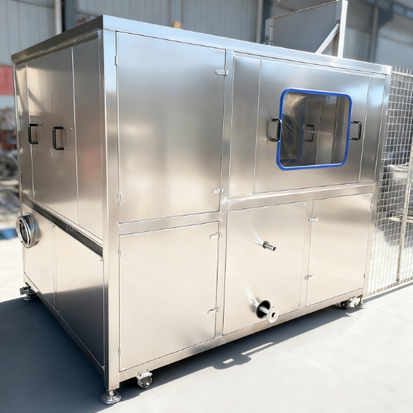 伊利小料车清洗机