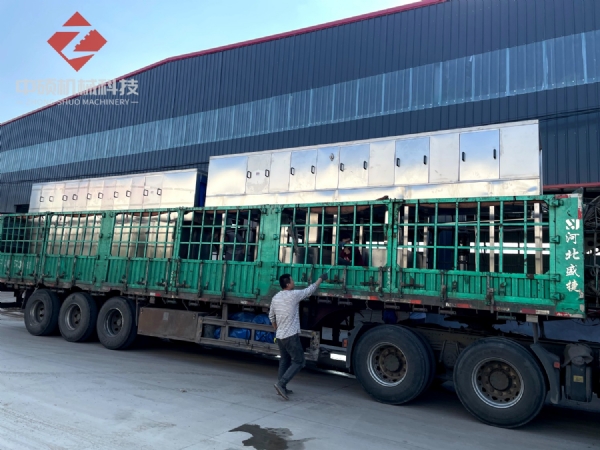 韶关吨桶清洗机试机实拍，全自动吨桶清洗设备，中硕非标定制各类清洗设备